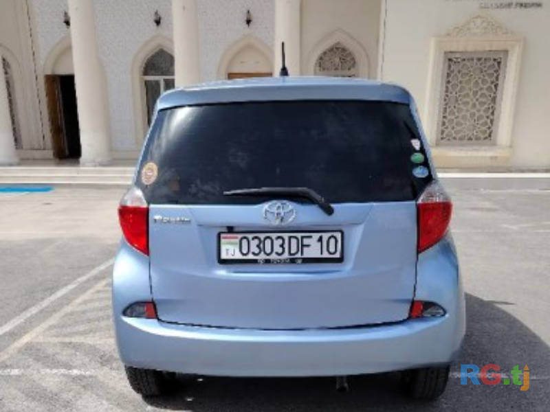 Toyota Ractis 1.5 2014 г.
