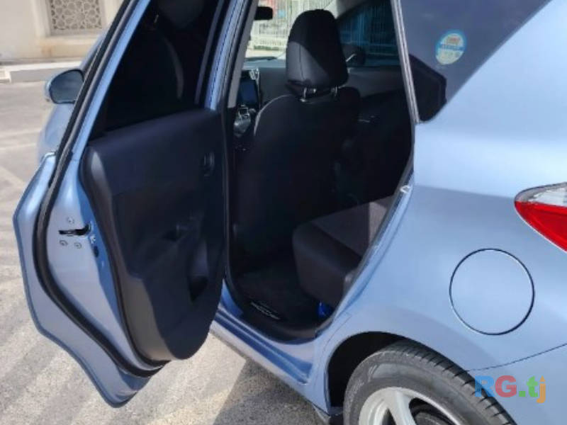 Toyota Ractis 1.5 2014 г.