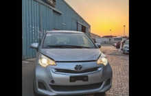 Toyota Ractis 1.3 2015 г.