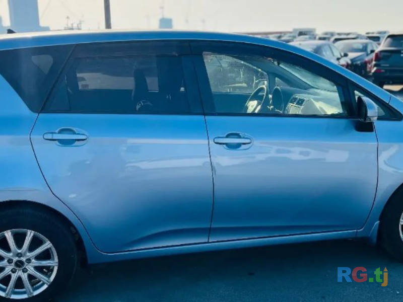 Toyota Ractis 1.5 2014 г.