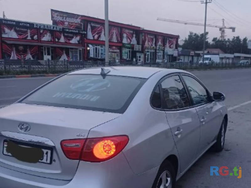 Hyundai 1.8 2010 г.