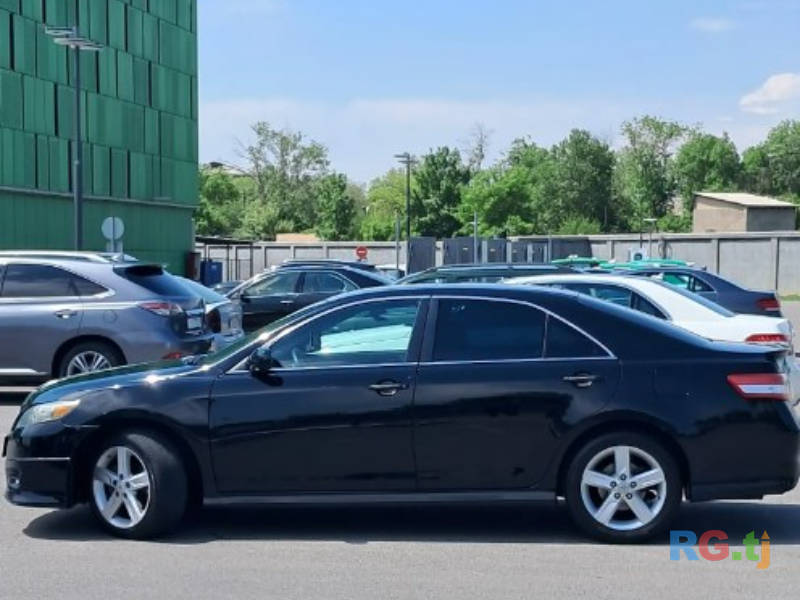 Toyota Camry 2.5 2011 г.