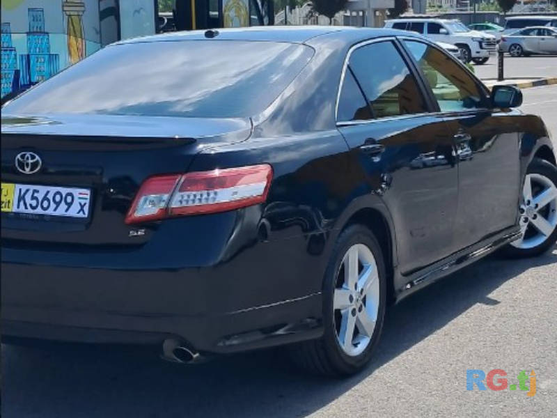 Toyota Camry 2.5 2011 г.