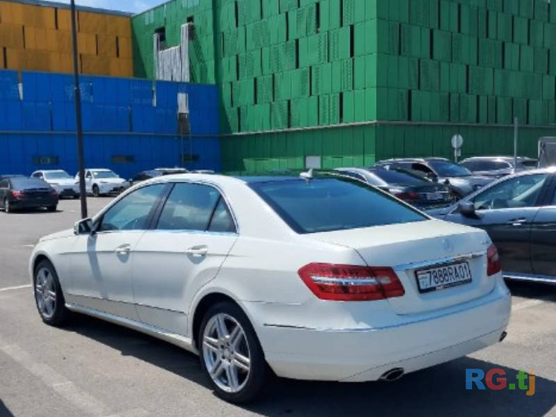 Mercedes-Benz E-klasse E 200 3.5 2010 г.