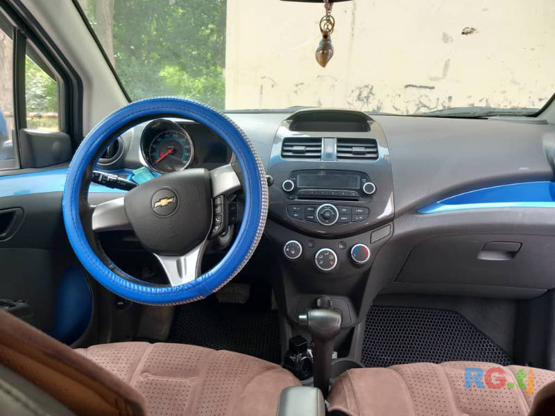 Chevrolet Spark 1.1 2014 г.