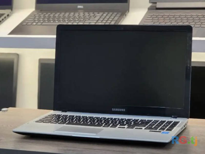 Ноутбук Samsung Core i5-5200U/ 8GB / Geforce 940M 2GB / SSD 256GB