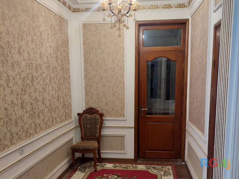 4-комн. квартира, 110 м² 4 этаж в аренду