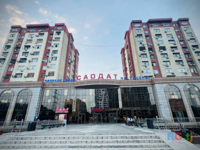 3-комн. квартира, 117 м² 5 этаж в аренду