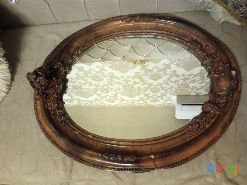 Антикварное зеркало
