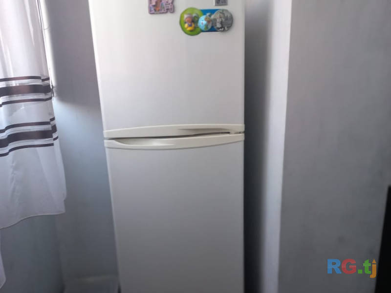 Холодильник LG