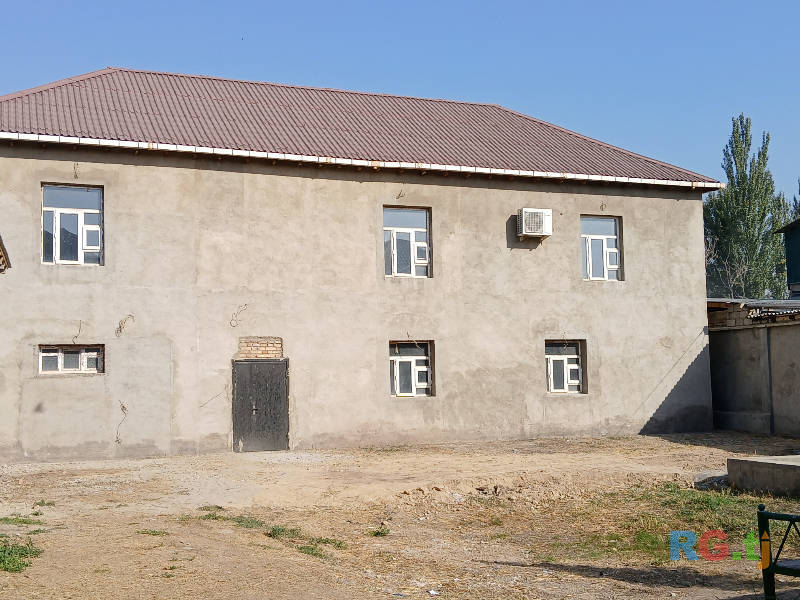 2-эт. дом 6-комн. 6 сот. на продажу