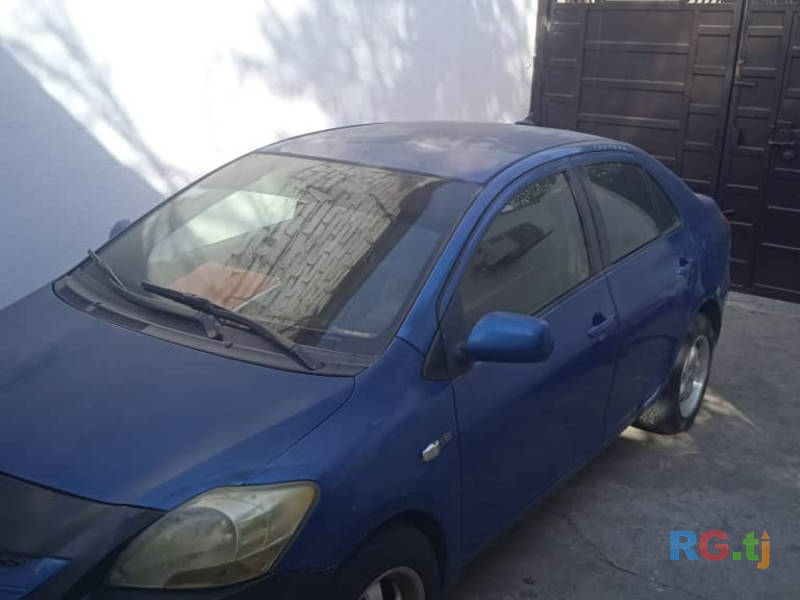 Toyota Yaris 1.5 2008 г.