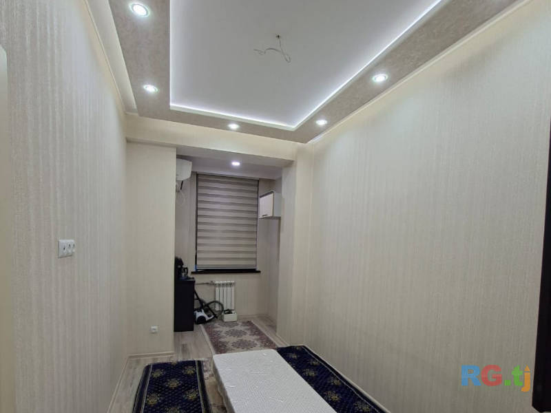 2-комн. квартира, 10 этаж в аренду