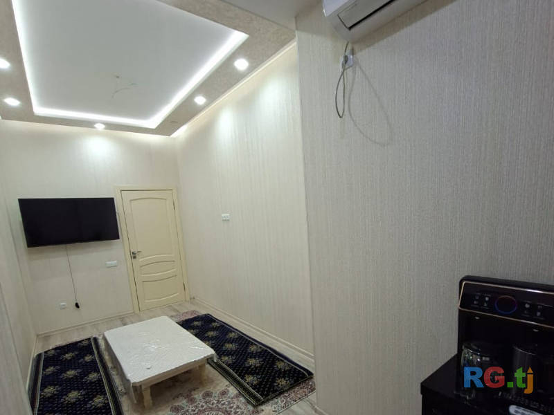 2-комн. квартира, 10 этаж в аренду