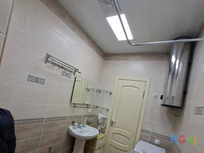 2-комн. квартира, 10 этаж в аренду