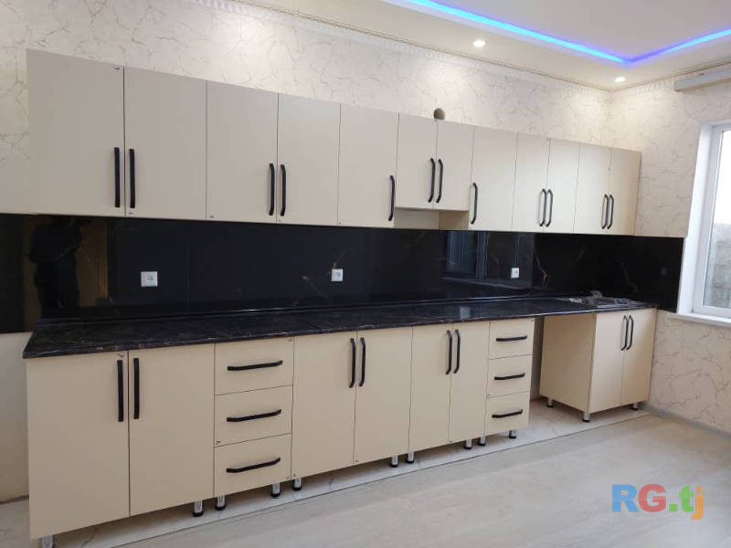 Кухни гарнитур сифати хуб кафолат дода мешавад