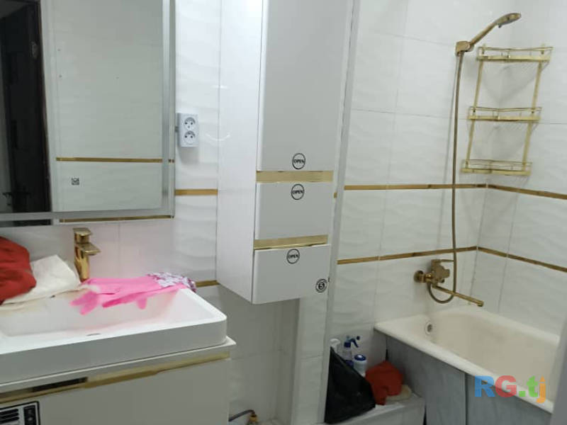 5-комн. квартира, 92 м² 4 этаж на продажу