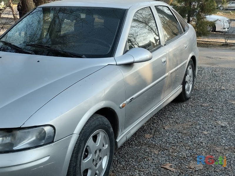 Opel Vectra B 1.6 1999 г.