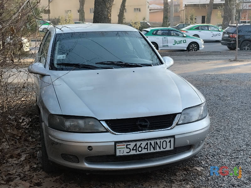 Opel Vectra B 1.6 1999 г.