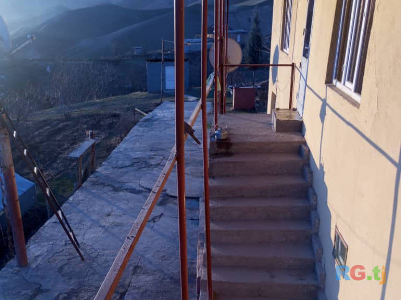 2-эт. дом 12-комн. 14 сот. на продажу