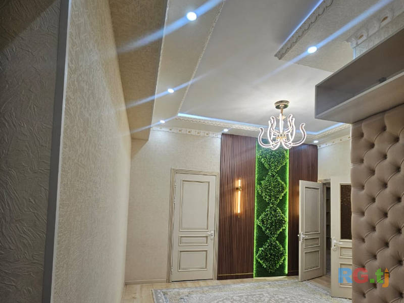 2-комн. квартира, 8 этаж в аренду