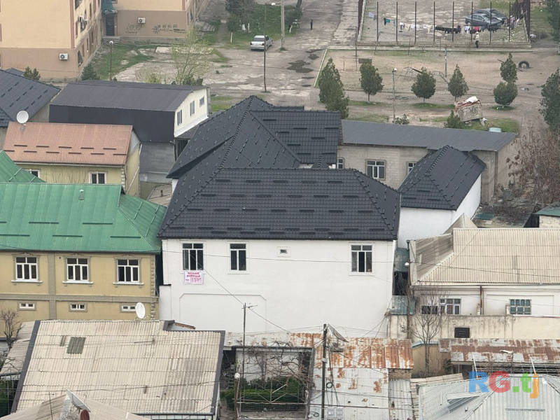 Дом 27-комн. 7 сот. на продажу