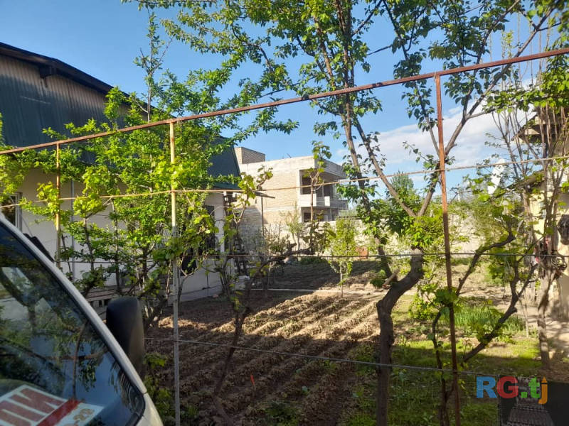 Дом 6-комн. 8 сот. на продажу