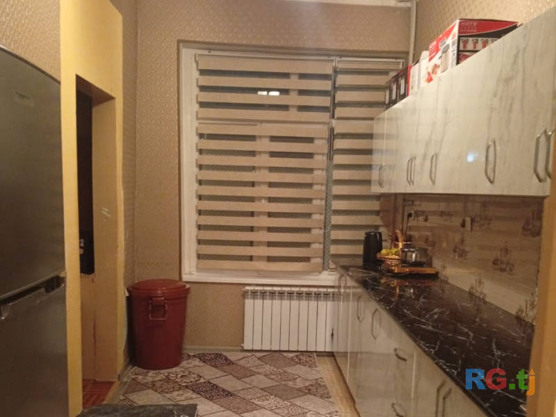 2-комн. квартира, 76 м² в аренду