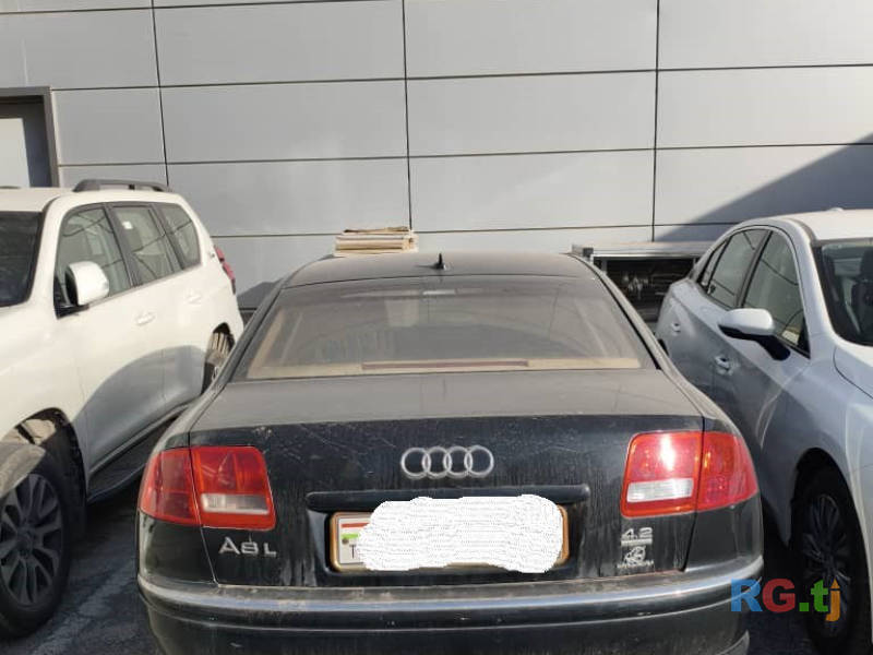 Audi A8 2.1 2005 г.