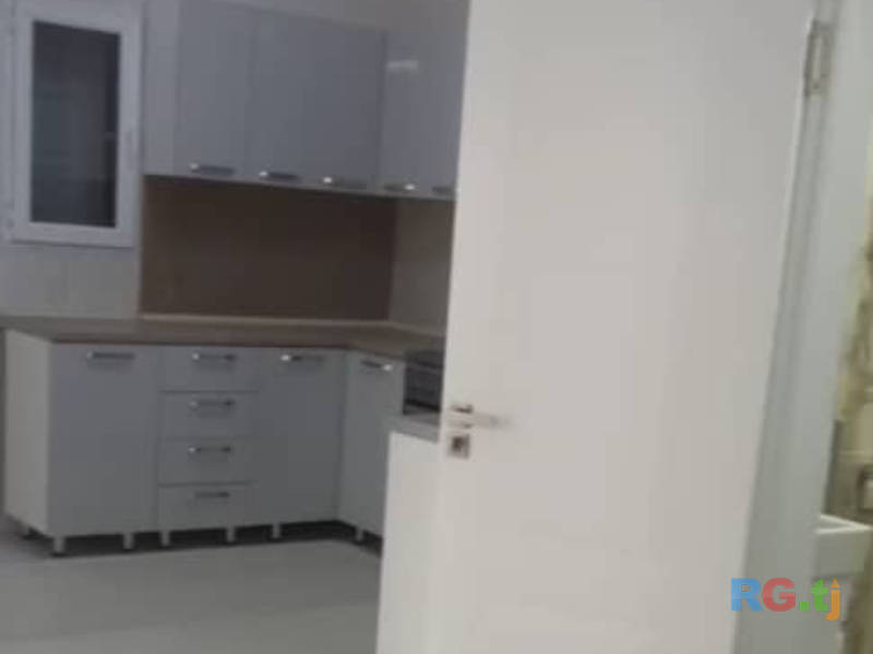 2-комн. квартира, 87 м² 10 этаж на продажу