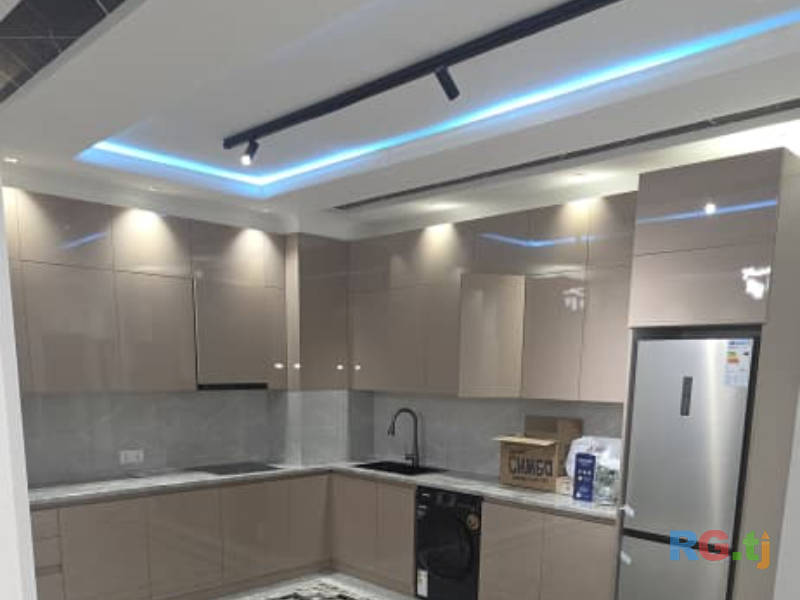 2-комн. квартира, 89 м² 4 этаж в аренду