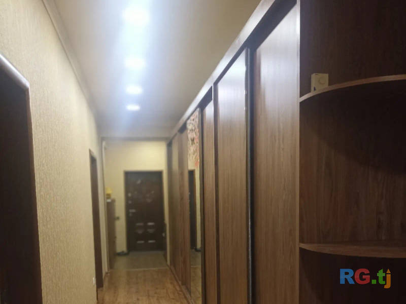 2-комн. квартира, 83 м² 3 этаж на продажу