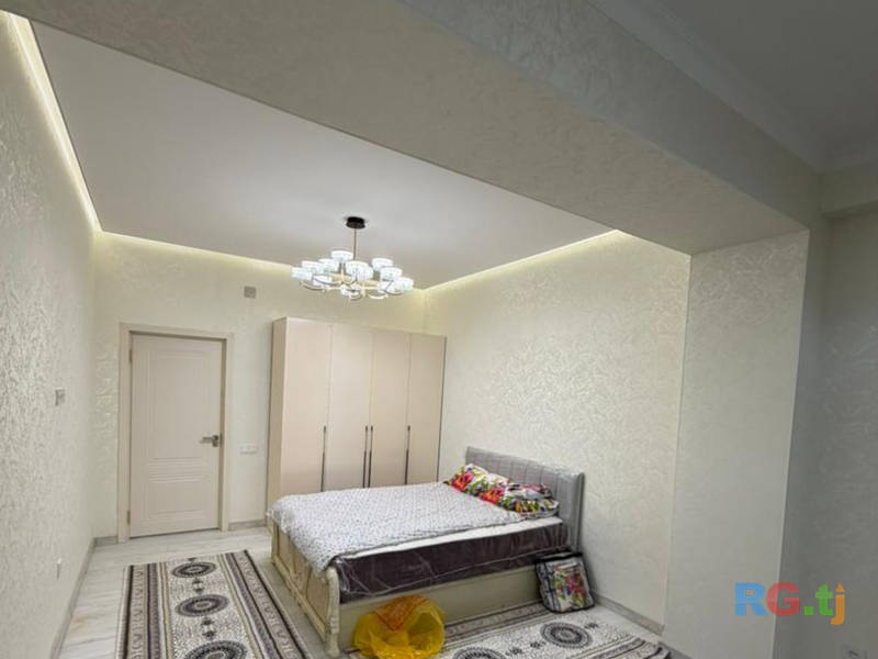 3-комн. квартира, 13 этаж в аренду