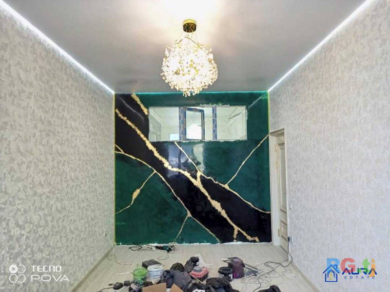 2-комн. квартира, 65 м² 5 этаж на продажу