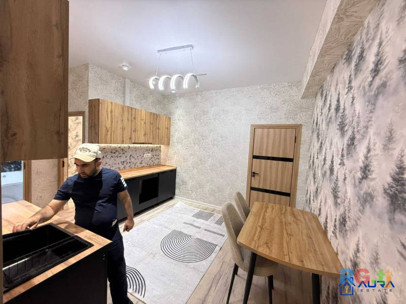2-комн. квартира, 60 м² 13 этаж на продажу