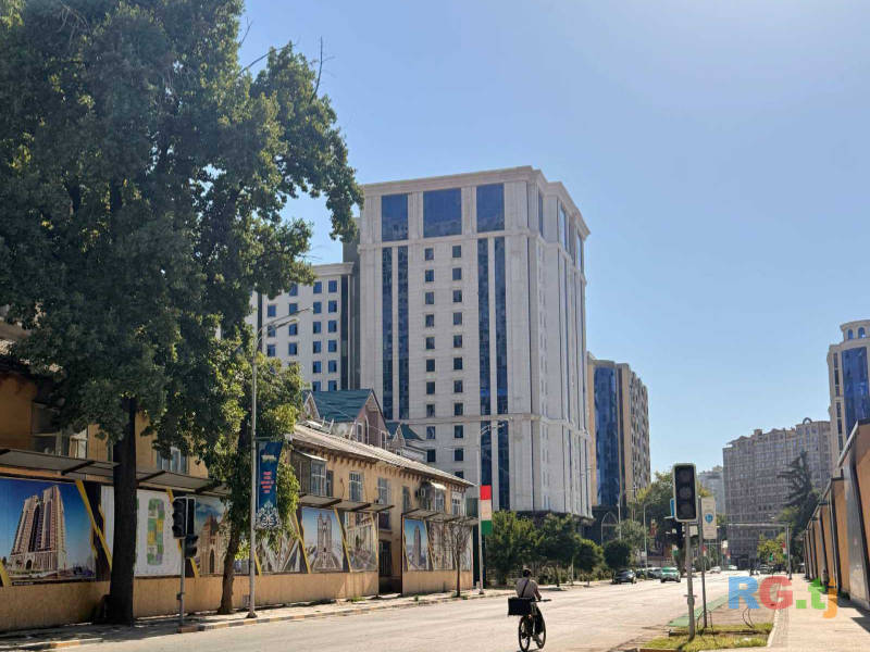 3-комн. квартира, 130 м² 14 этаж на продажу