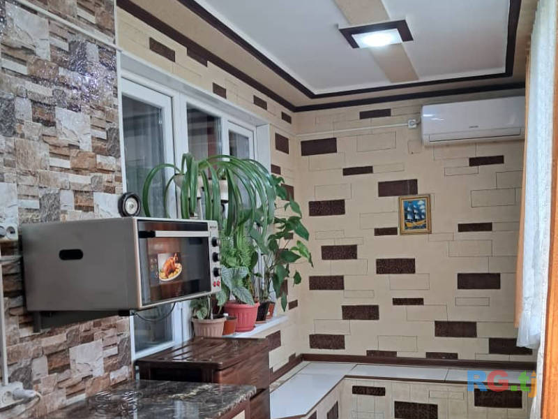 3-комн. квартира, 76 м² 3 этаж на продажу