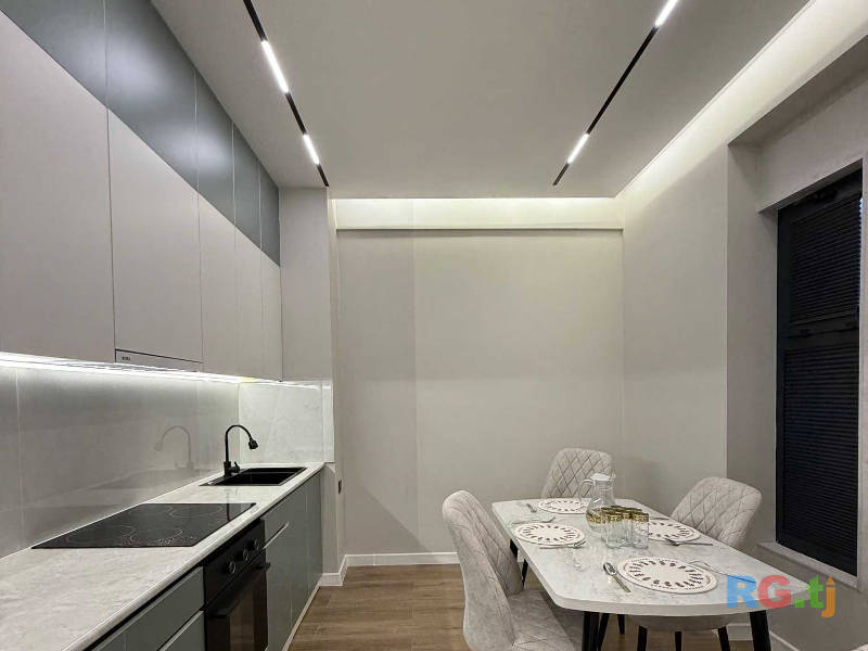 2-комн. квартира, 72 м² 4 этаж на продажу