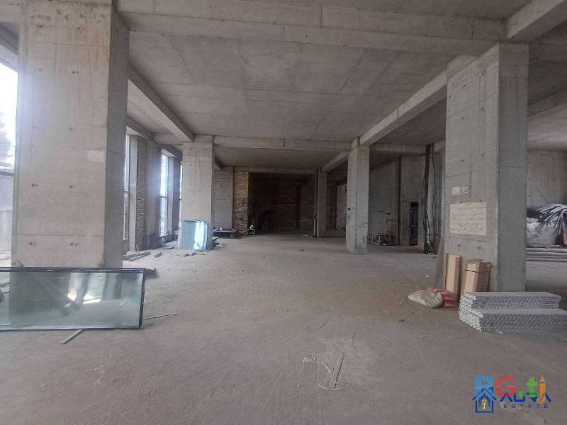 Помещения 500 м2 можно купит по пролёта на продажу
