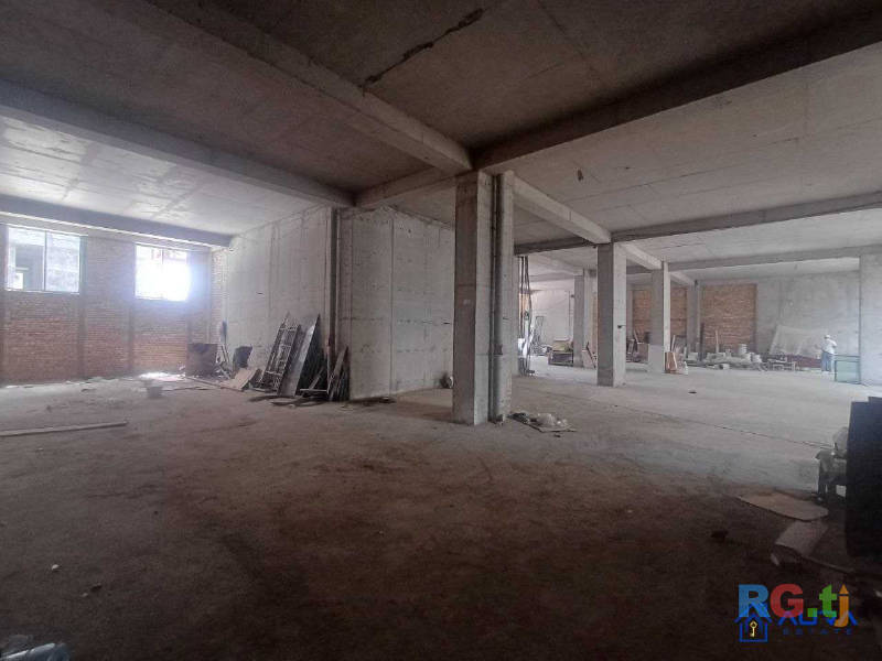 Помещения 500 м2 можно купит по пролёта на продажу