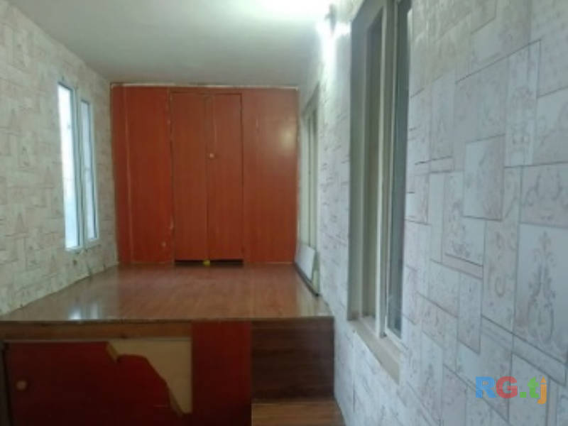 5-комн. квартира, 100 м² 5 этаж в аренду