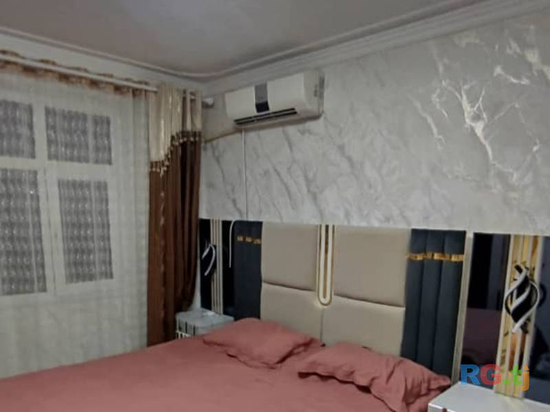 5-комн. квартира, 100 м² 3 этаж на продажу