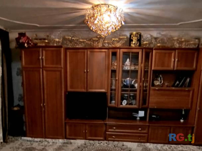 5-комн. квартира, 100 м² 3 этаж на продажу