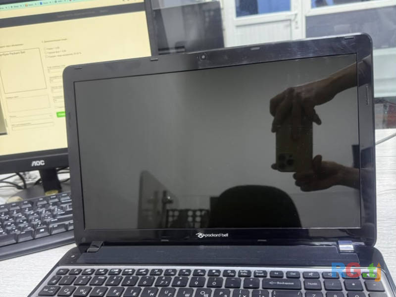 Продаю ноутбук Packard Bell
