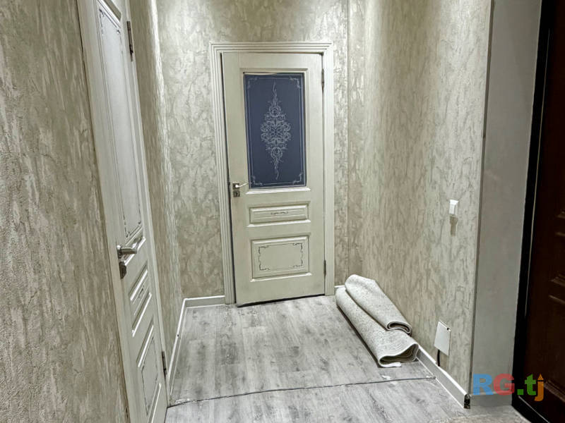 2-комн. квартира, 70 м² 3 этаж в аренду
