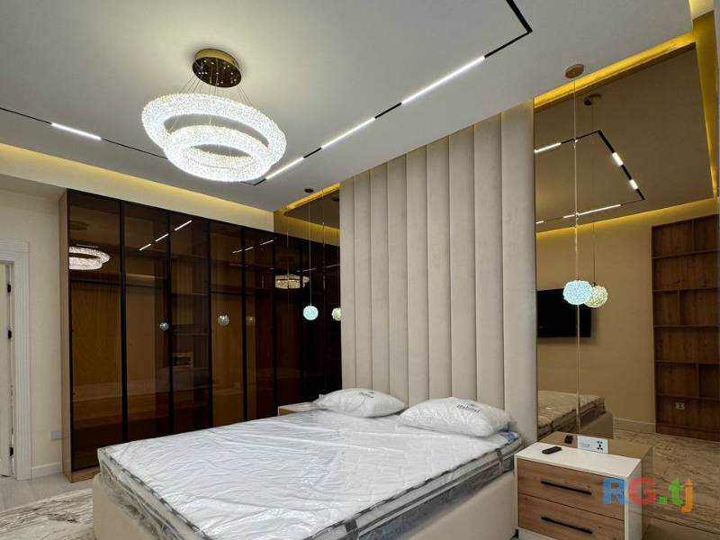 3-комн. квартира, 130 м² 3 этаж в аренду