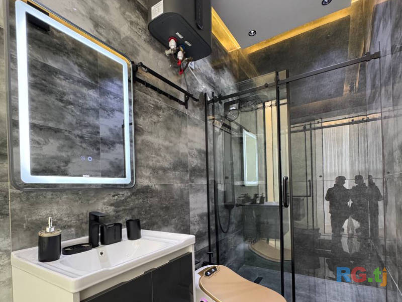 3-комн. квартира, 130 м² 3 этаж в аренду